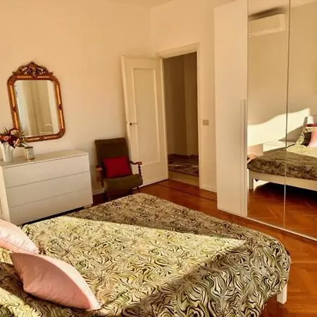 Apartment Center 26